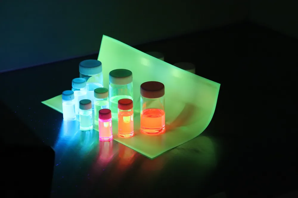 페로브스카이트 컬러 컨버전 필름